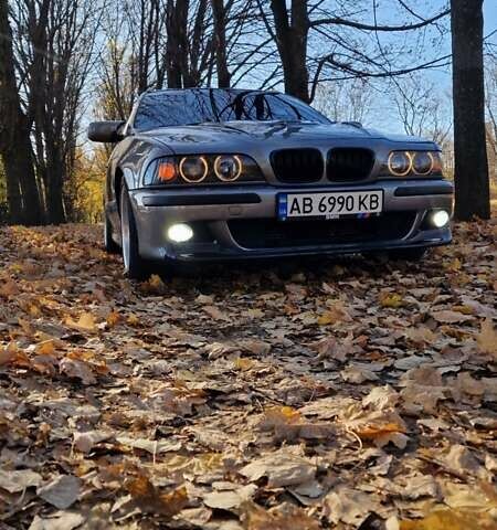 Серый БМВ 5 Серия, объемом двигателя 3 л и пробегом 364 тыс. км за 10000 $, фото 22 на Automoto.ua