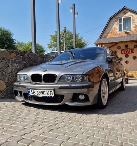 Серый БМВ 5 Серия, объемом двигателя 3 л и пробегом 364 тыс. км за 10000 $, фото 98 на Automoto.ua