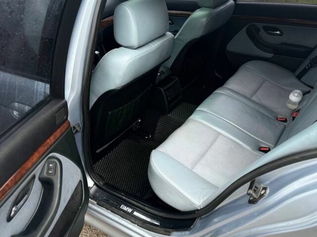 Сірий БМВ 5 Серія, об'ємом двигуна 2.5 л та пробігом 250 тис. км за 6200 $, фото 7 на Automoto.ua