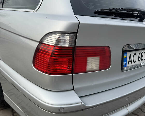 Серый БМВ 5 Серия, объемом двигателя 2.93 л и пробегом 478 тыс. км за 6000 $, фото 28 на Automoto.ua