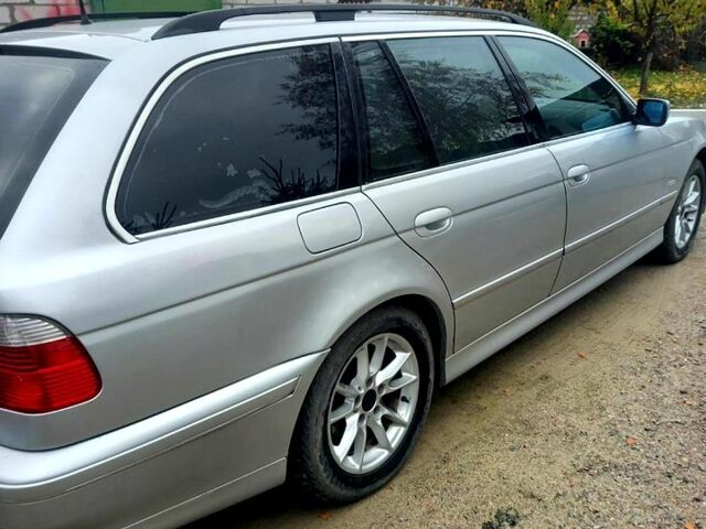 Серый БМВ 5 Серия, объемом двигателя 2.2 л и пробегом 0 тыс. км за 5300 $, фото 1 на Automoto.ua