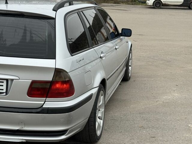 Серый БМВ 5 Серия, объемом двигателя 2 л и пробегом 270 тыс. км за 5200 $, фото 3 на Automoto.ua