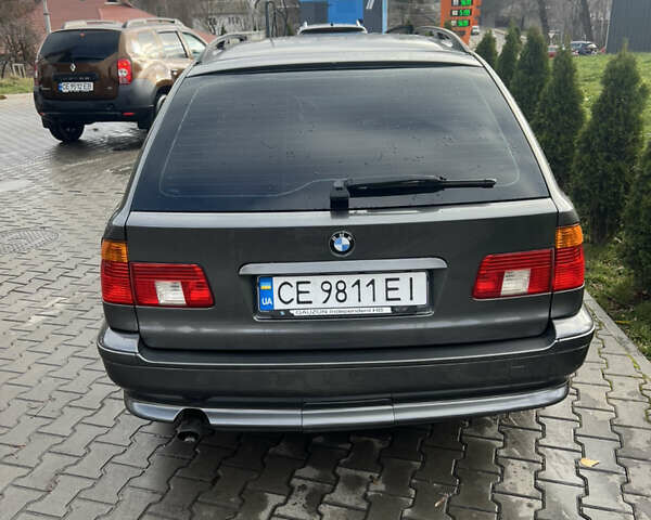 Серый БМВ 5 Серия, объемом двигателя 2.49 л и пробегом 301 тыс. км за 7000 $, фото 2 на Automoto.ua