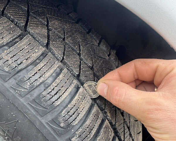 Серый БМВ 5 Серия, объемом двигателя 2.93 л и пробегом 478 тыс. км за 6000 $, фото 55 на Automoto.ua