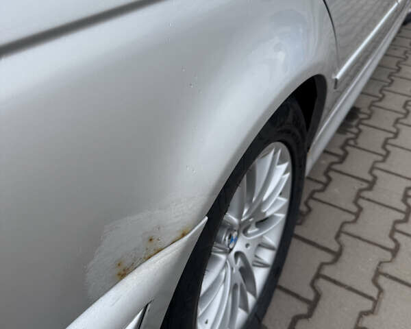 Серый БМВ 5 Серия, объемом двигателя 2.93 л и пробегом 478 тыс. км за 6000 $, фото 41 на Automoto.ua