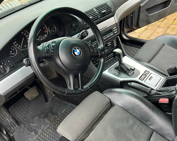 Серый БМВ 5 Серия, объемом двигателя 2.49 л и пробегом 301 тыс. км за 7000 $, фото 9 на Automoto.ua
