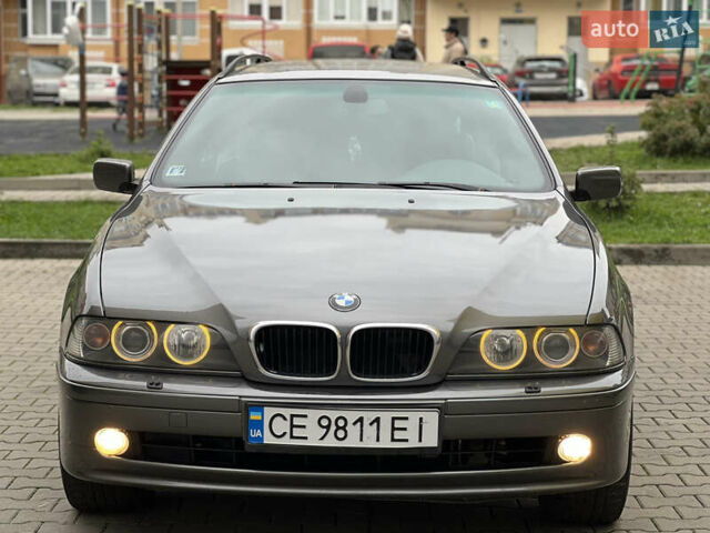 Серый БМВ 5 Серия, объемом двигателя 2.5 л и пробегом 300 тыс. км за 4750 $, фото 1 на Automoto.ua