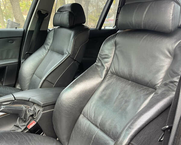 Сірий БМВ 5 Серія, об'ємом двигуна 3 л та пробігом 344 тис. км за 6999 $, фото 12 на Automoto.ua