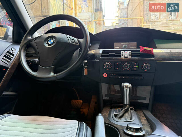 Серый БМВ 5 Серия, объемом двигателя 2.5 л и пробегом 350 тыс. км за 6500 $, фото 10 на Automoto.ua
