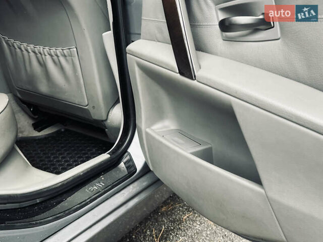 Серый БМВ 5 Серия, объемом двигателя 2.5 л и пробегом 321 тыс. км за 6499 $, фото 15 на Automoto.ua