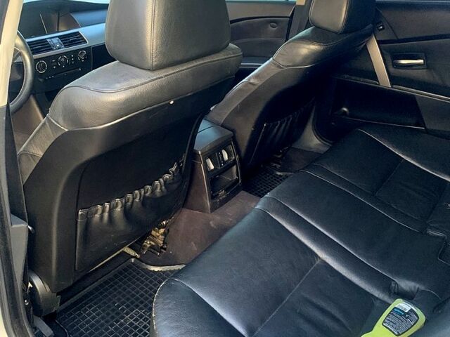 Серый БМВ 5 Серия, объемом двигателя 3 л и пробегом 420 тыс. км за 7500 $, фото 5 на Automoto.ua