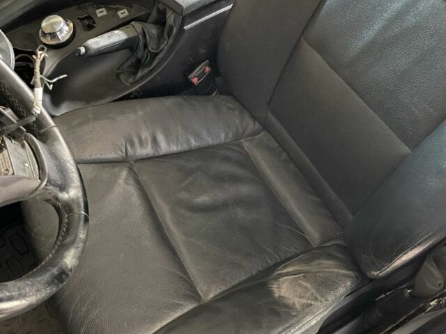 Серый БМВ 5 Серия, объемом двигателя 2.5 л и пробегом 100 тыс. км за 1700 $, фото 7 на Automoto.ua