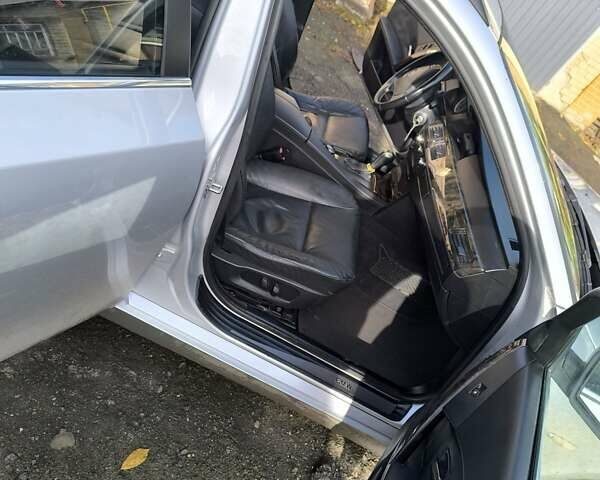 Серый БМВ 5 Серия, объемом двигателя 3 л и пробегом 295 тыс. км за 7800 $, фото 11 на Automoto.ua