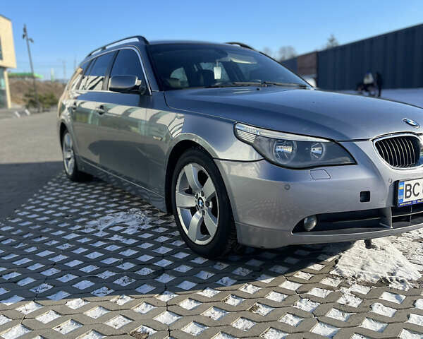 Серый БМВ 5 Серия, объемом двигателя 3 л и пробегом 340 тыс. км за 8700 $, фото 1 на Automoto.ua