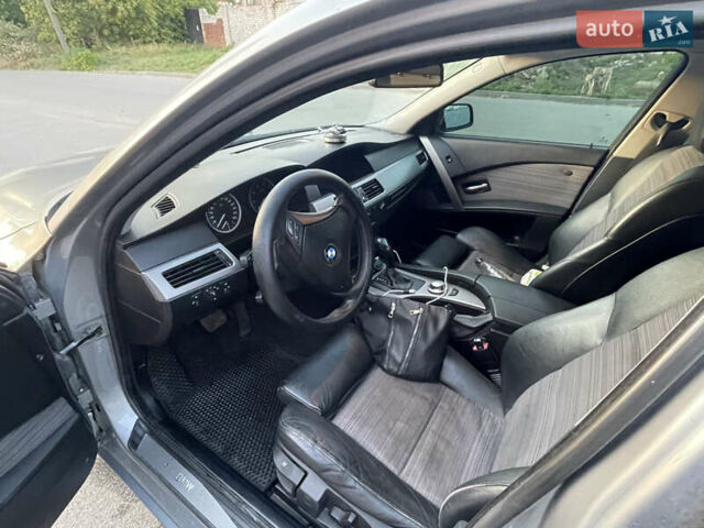 Серый БМВ 5 Серия, объемом двигателя 2.49 л и пробегом 250 тыс. км за 6500 $, фото 1 на Automoto.ua