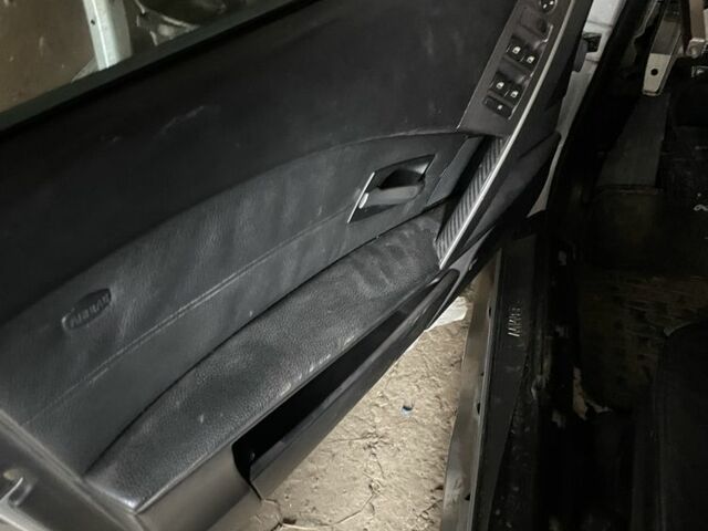 Серый БМВ 5 Серия, объемом двигателя 2.5 л и пробегом 100 тыс. км за 1700 $, фото 17 на Automoto.ua