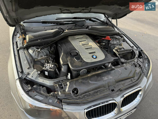 БМВ 5 Серия 2004 в Харькове на Automoto.ua Серый БМВ 5 Серия, объемом двигателя 2.5 л и пробегом 371 тыс. км за 9600 $, фото 6 на Automoto.ua