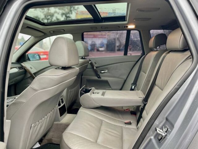 Серый БМВ 5 Серия, объемом двигателя 2.5 л и пробегом 270 тыс. км за 6999 $, фото 5 на Automoto.ua