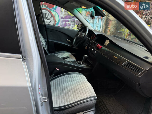 Серый БМВ 5 Серия, объемом двигателя 2.5 л и пробегом 350 тыс. км за 6500 $, фото 18 на Automoto.ua
