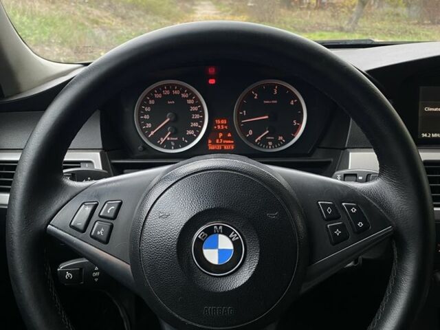 Серый БМВ 5 Серия, объемом двигателя 3 л и пробегом 360 тыс. км за 4900 $, фото 15 на Automoto.ua