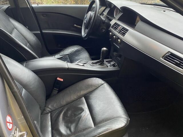 Серый БМВ 5 Серия, объемом двигателя 3 л и пробегом 360 тыс. км за 4900 $, фото 10 на Automoto.ua