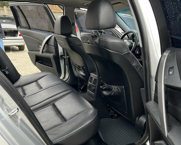 Серый БМВ 5 Серия, объемом двигателя 2.5 л и пробегом 400 тыс. км за 7500 $, фото 6 на Automoto.ua