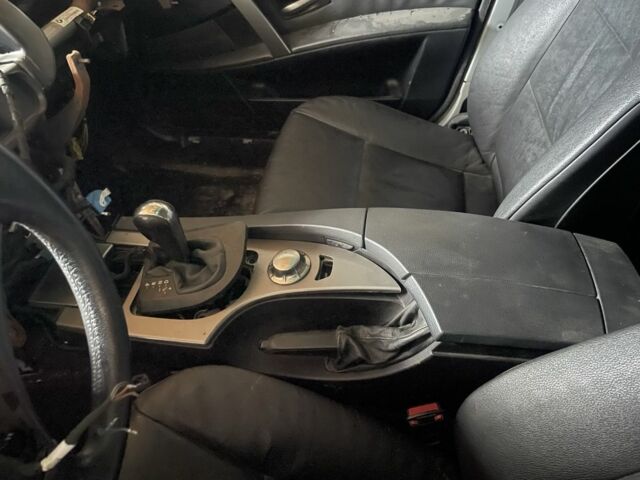 Сірий БМВ 5 Серія, об'ємом двигуна 2.5 л та пробігом 200 тис. км за 1500 $, фото 15 на Automoto.ua