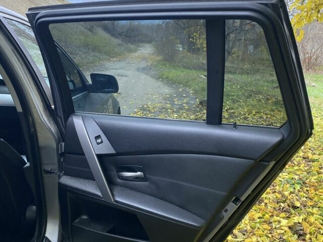 Серый БМВ 5 Серия, объемом двигателя 3 л и пробегом 360 тыс. км за 4900 $, фото 13 на Automoto.ua