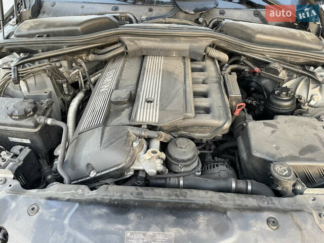 Серый БМВ 5 Серия, объемом двигателя 2.49 л и пробегом 250 тыс. км за 6500 $, фото 6 на Automoto.ua