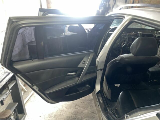 Сірий БМВ 5 Серія, об'ємом двигуна 2.5 л та пробігом 200 тис. км за 1500 $, фото 8 на Automoto.ua