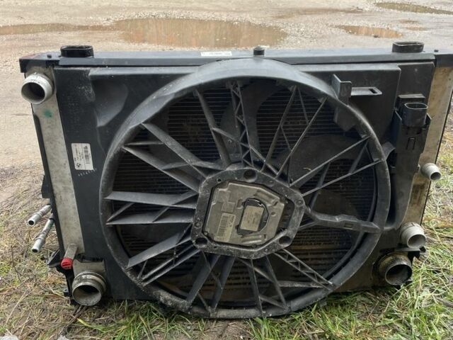 Сірий БМВ 5 Серія, об'ємом двигуна 2.5 л та пробігом 200 тис. км за 1500 $, фото 20 на Automoto.ua