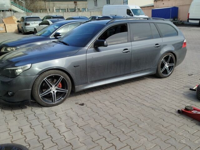 Сірий БМВ 5 Серія, об'ємом двигуна 2.5 л та пробігом 325 тис. км за 9991 $, фото 8 на Automoto.ua