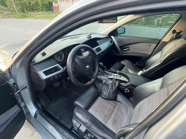 Серый БМВ 5 Серия, объемом двигателя 2.5 л и пробегом 34 тыс. км за 6500 $, фото 2 на Automoto.ua