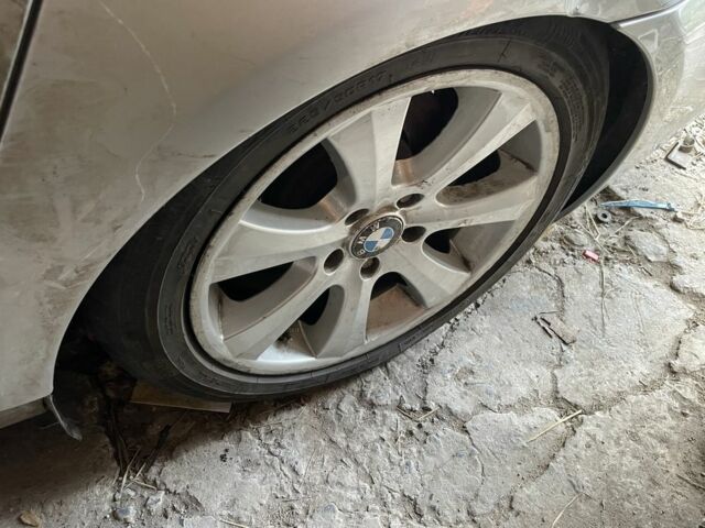 Серый БМВ 5 Серия, объемом двигателя 2.5 л и пробегом 100 тыс. км за 1700 $, фото 16 на Automoto.ua