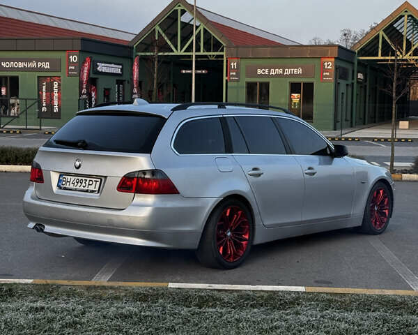 Серый БМВ 5 Серия, объемом двигателя 3 л и пробегом 343 тыс. км за 8400 $, фото 5 на Automoto.ua