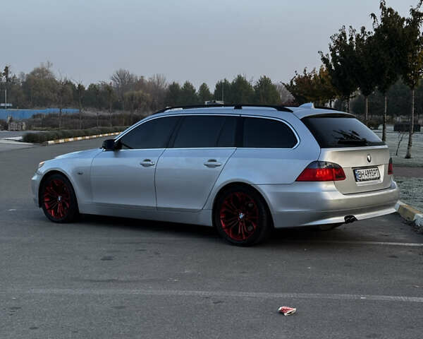 Серый БМВ 5 Серия, объемом двигателя 3 л и пробегом 343 тыс. км за 8400 $, фото 3 на Automoto.ua