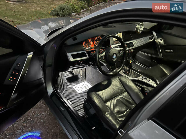 Серый БМВ 5 Серия, объемом двигателя 2.99 л и пробегом 286 тыс. км за 9000 $, фото 6 на Automoto.ua