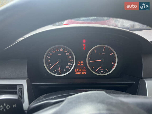Серый БМВ 5 Серия, объемом двигателя 2.99 л и пробегом 428 тыс. км за 9800 $, фото 27 на Automoto.ua