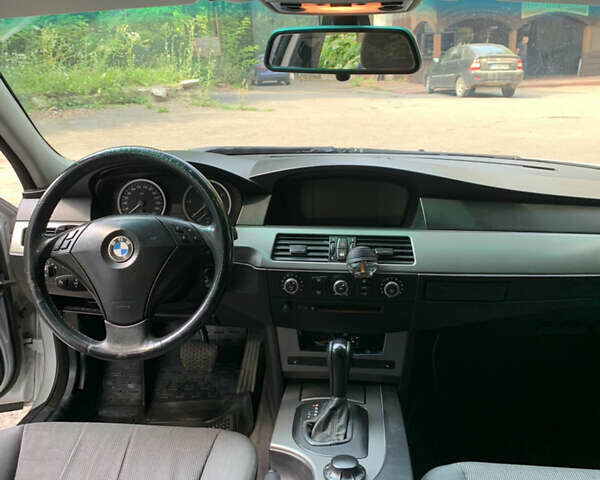 Сірий БМВ 5 Серія, об'ємом двигуна 2.5 л та пробігом 296 тис. км за 7299 $, фото 13 на Automoto.ua