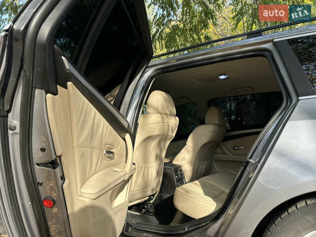 Серый БМВ 5 Серия, объемом двигателя 2.5 л и пробегом 449 тыс. км за 7000 $, фото 6 на Automoto.ua