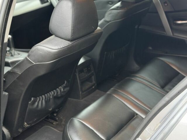 Сірий БМВ 5 Серія, об'ємом двигуна 3 л та пробігом 350 тис. км за 4700 $, фото 9 на Automoto.ua