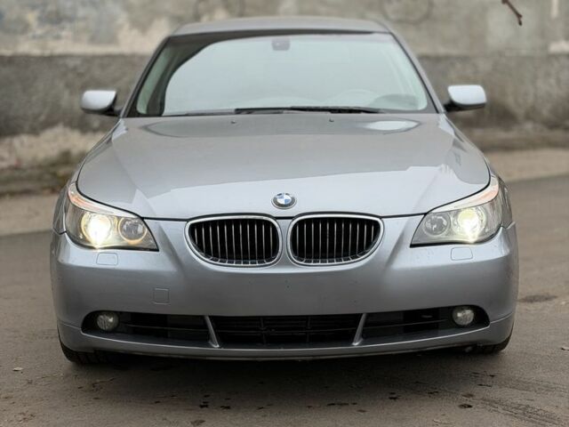 Сірий БМВ 5 Серія, об'ємом двигуна 3 л та пробігом 350 тис. км за 4700 $, фото 1 на Automoto.ua