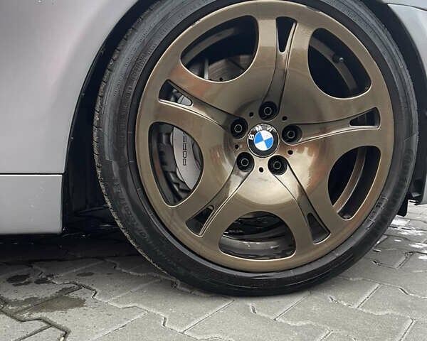 Сірий БМВ 5 Серія, об'ємом двигуна 3 л та пробігом 500 тис. км за 12000 $, фото 5 на Automoto.ua