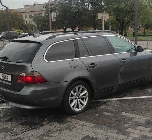 Сірий БМВ 5 Серія, об'ємом двигуна 0 л та пробігом 250 тис. км за 4000 $, фото 3 на Automoto.ua