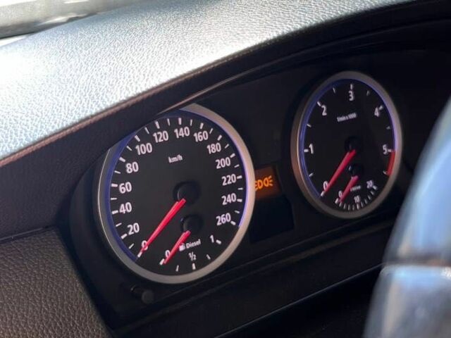 Серый БМВ 5 Серия, объемом двигателя 3 л и пробегом 294 тыс. км за 8300 $, фото 13 на Automoto.ua