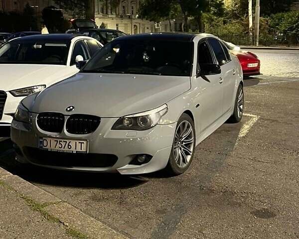 Серый БМВ 5 Серия, объемом двигателя 2.9 л и пробегом 400 тыс. км за 9000 $, фото 7 на Automoto.ua