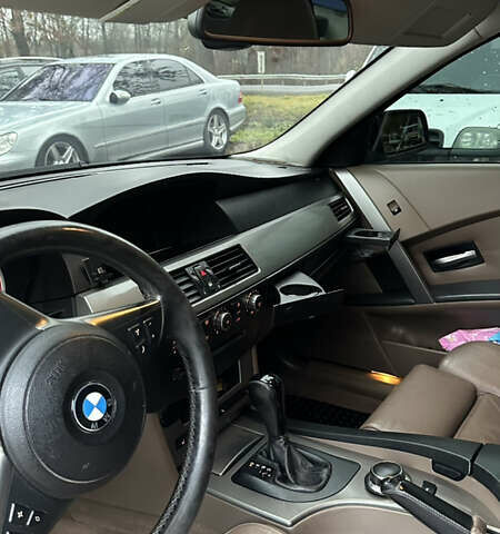 Сірий БМВ 5 Серія, об'ємом двигуна 3 л та пробігом 356 тис. км за 8900 $, фото 8 на Automoto.ua