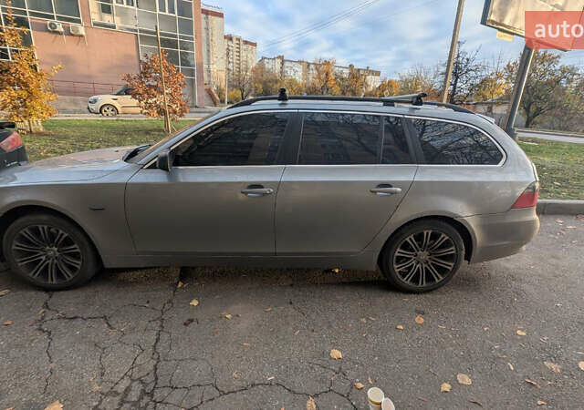 Серый БМВ 5 Серия, объемом двигателя 2.99 л и пробегом 428 тыс. км за 9800 $, фото 3 на Automoto.ua