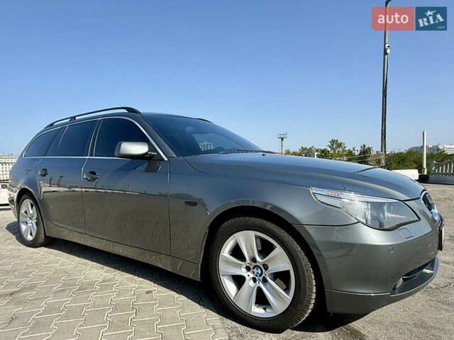 Серый БМВ 5 Серия, объемом двигателя 3 л и пробегом 260 тыс. км за 8000 $, фото 2 на Automoto.ua