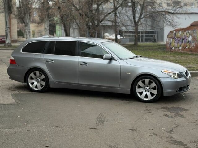 Сірий БМВ 5 Серія, об'ємом двигуна 3 л та пробігом 350 тис. км за 4700 $, фото 3 на Automoto.ua